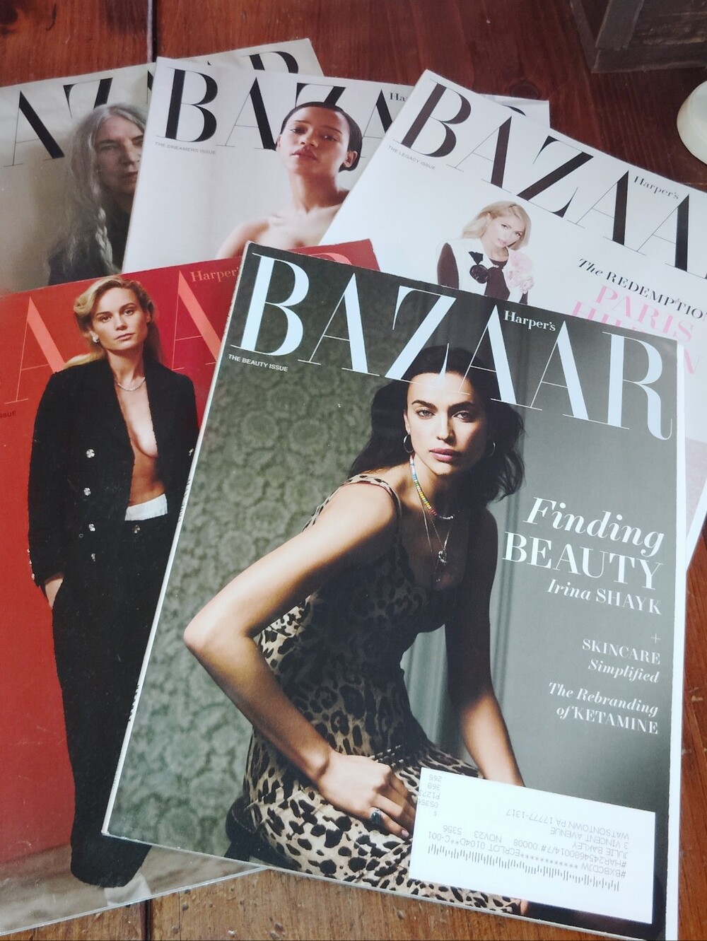 5 New Issues Harper's Bazaar Magazine Lot Dec 2022 - May 2023 - Picture 2 of 14